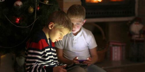 No Contract Cellphone Plans for Kids from Best Buy