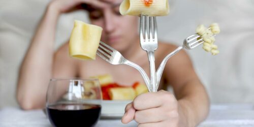 Causes, Symptoms, and Treatment of Bulimia Nervosa