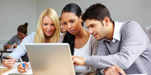 Four great reasons to take English classes online