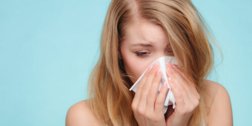 Here’s how you can differentiate between the flu and cold