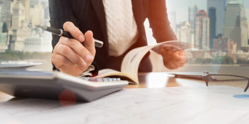 Here’s what you need to know before picking a financial advisor