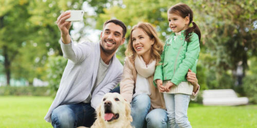 The best two cell phone plans for families