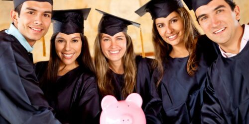Top 8 Grants And Scholarships For College That You Should Know About