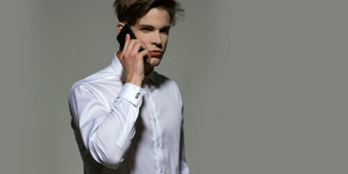 Ways to look up an address using a phone number